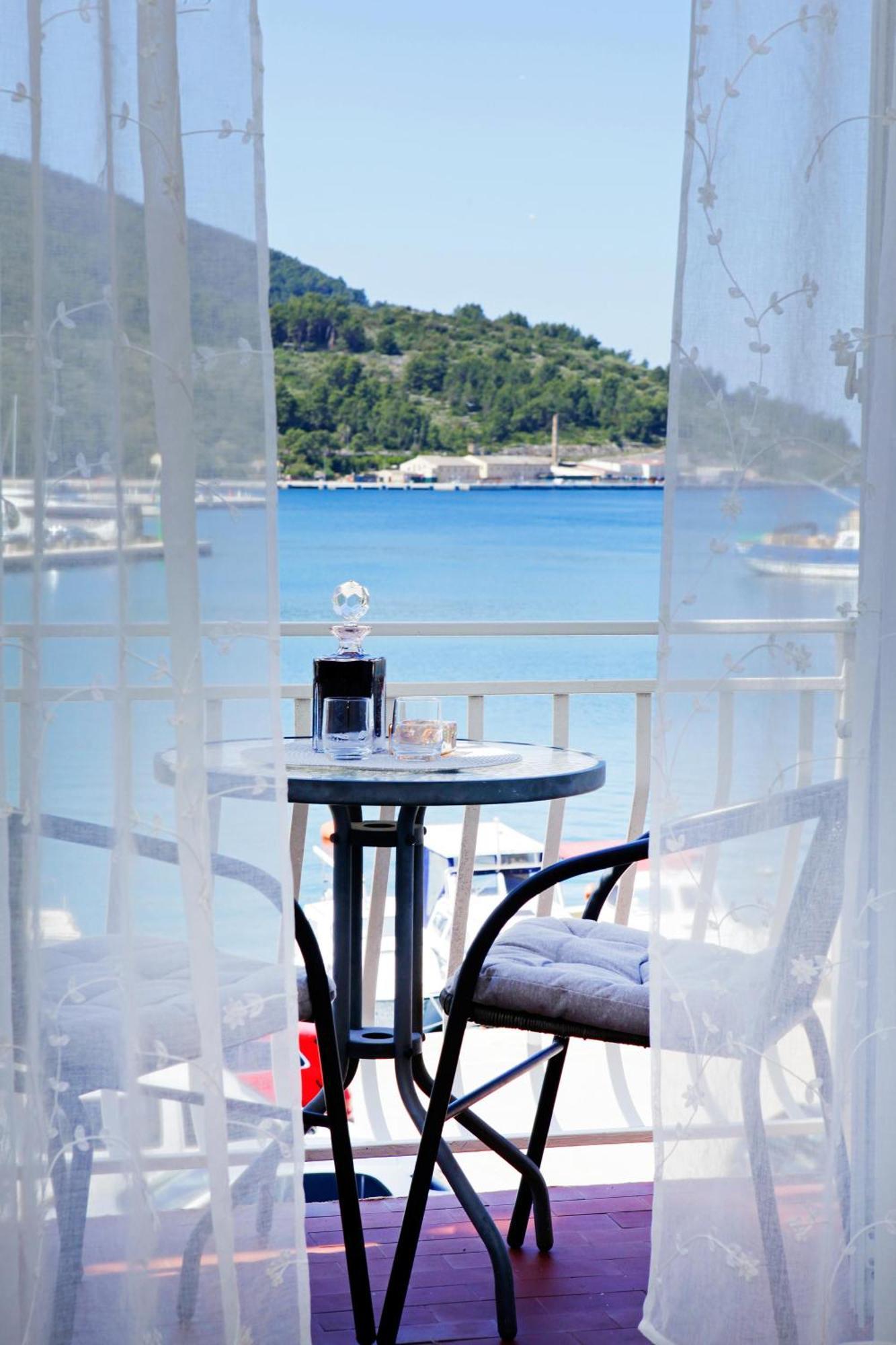 Sunshine Apartment Doda Vela Luka Exterior photo